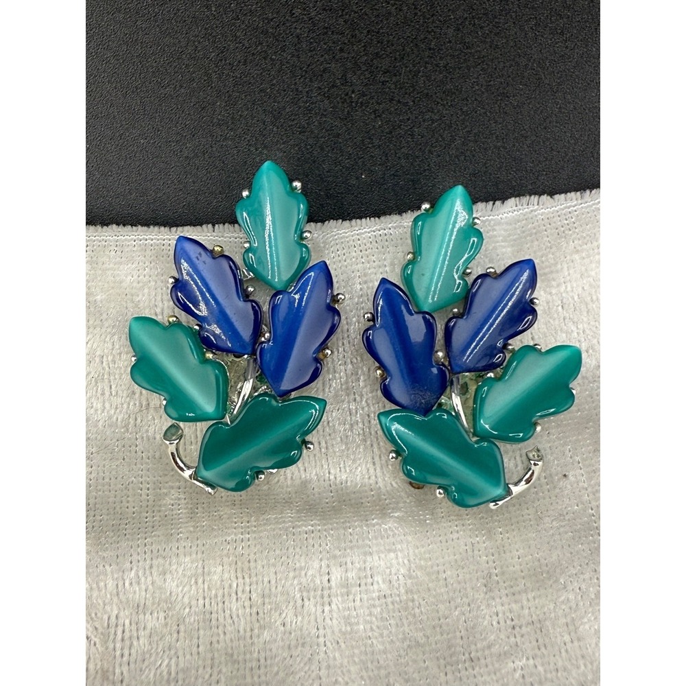 Vintage Lisner Earrings‎ Thermoset Clip On Blue Green Acrylic Leaves